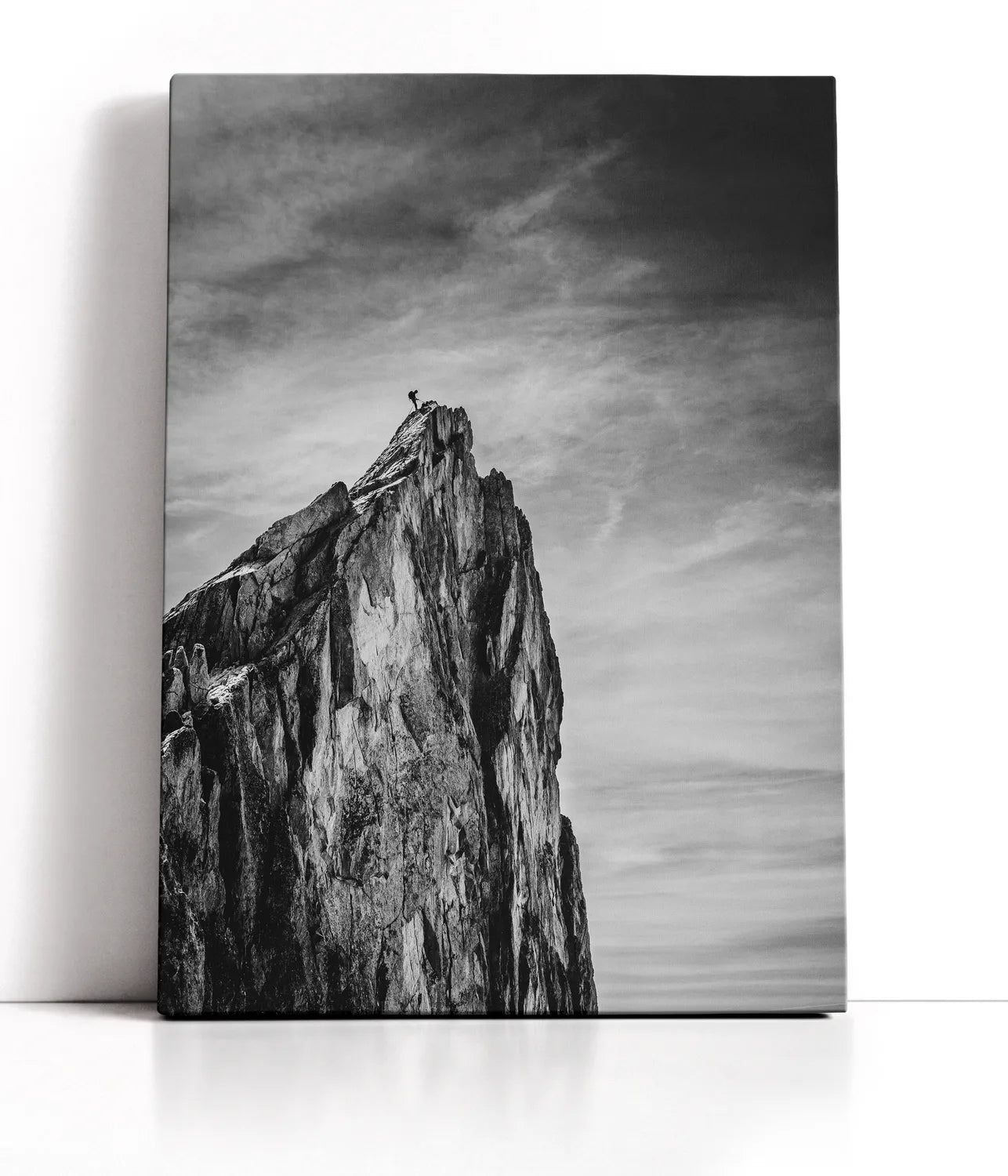 Balancing between Earth and Sky Lærred